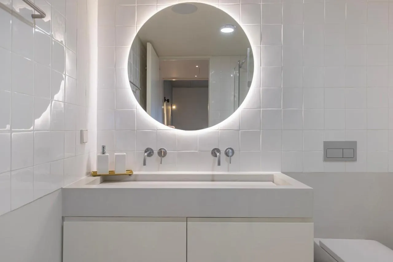 Hidden Pearl W/ Patio & Pool By Lovelystay Lisbon Portugal