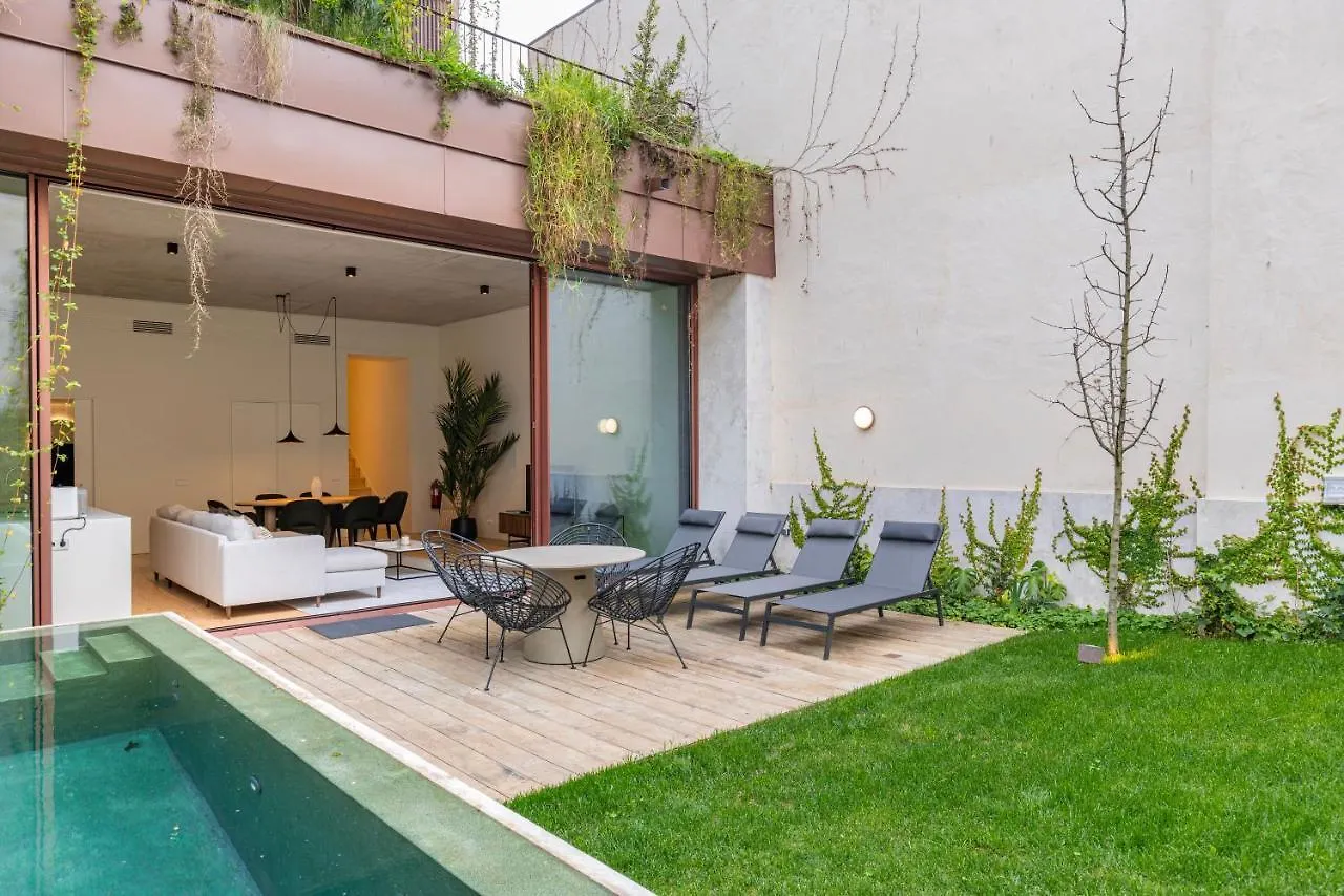 Apartment Hidden Pearl W/ Patio & Pool By Lovelystay Lisbon Portugal