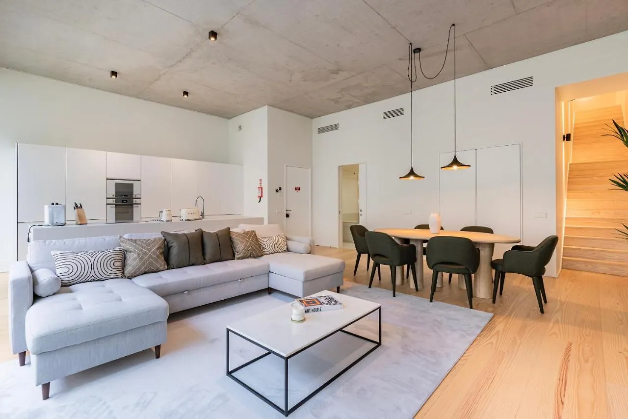 Hidden Pearl W/ Patio & Pool By Lovelystay Lisbon 0*,