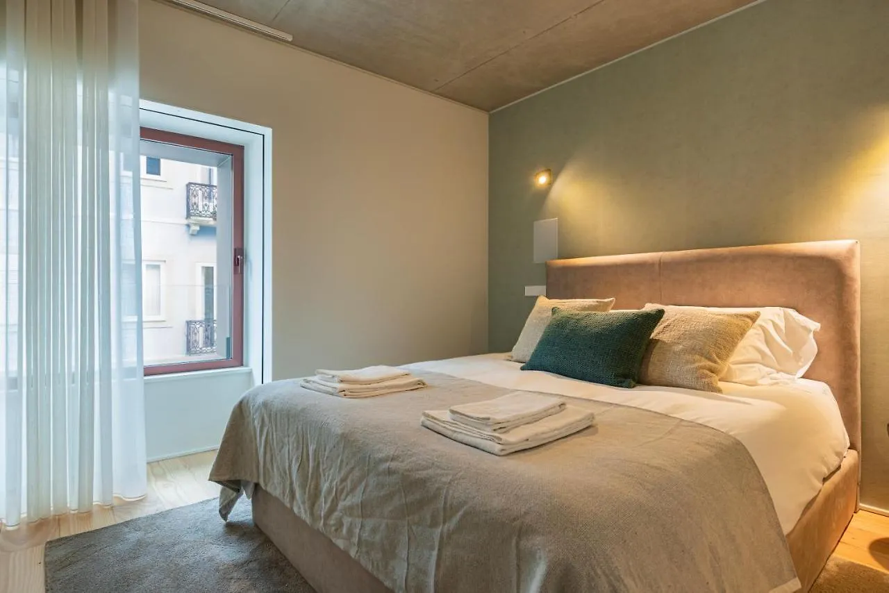 Hidden Pearl W/ Patio & Pool By Lovelystay Lisbon 0*,