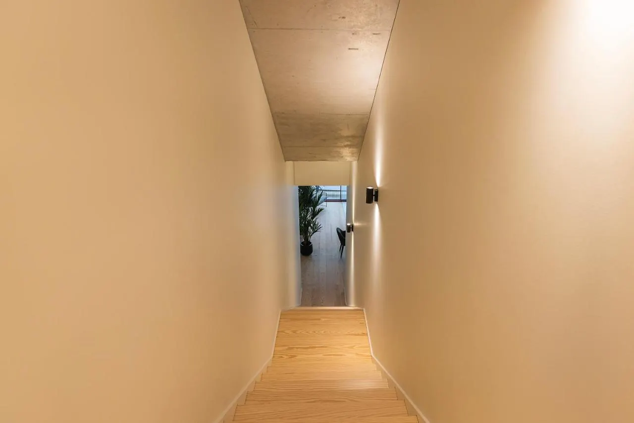 Hidden Pearl W/ Patio & Pool By Lovelystay Lisbon Apartment