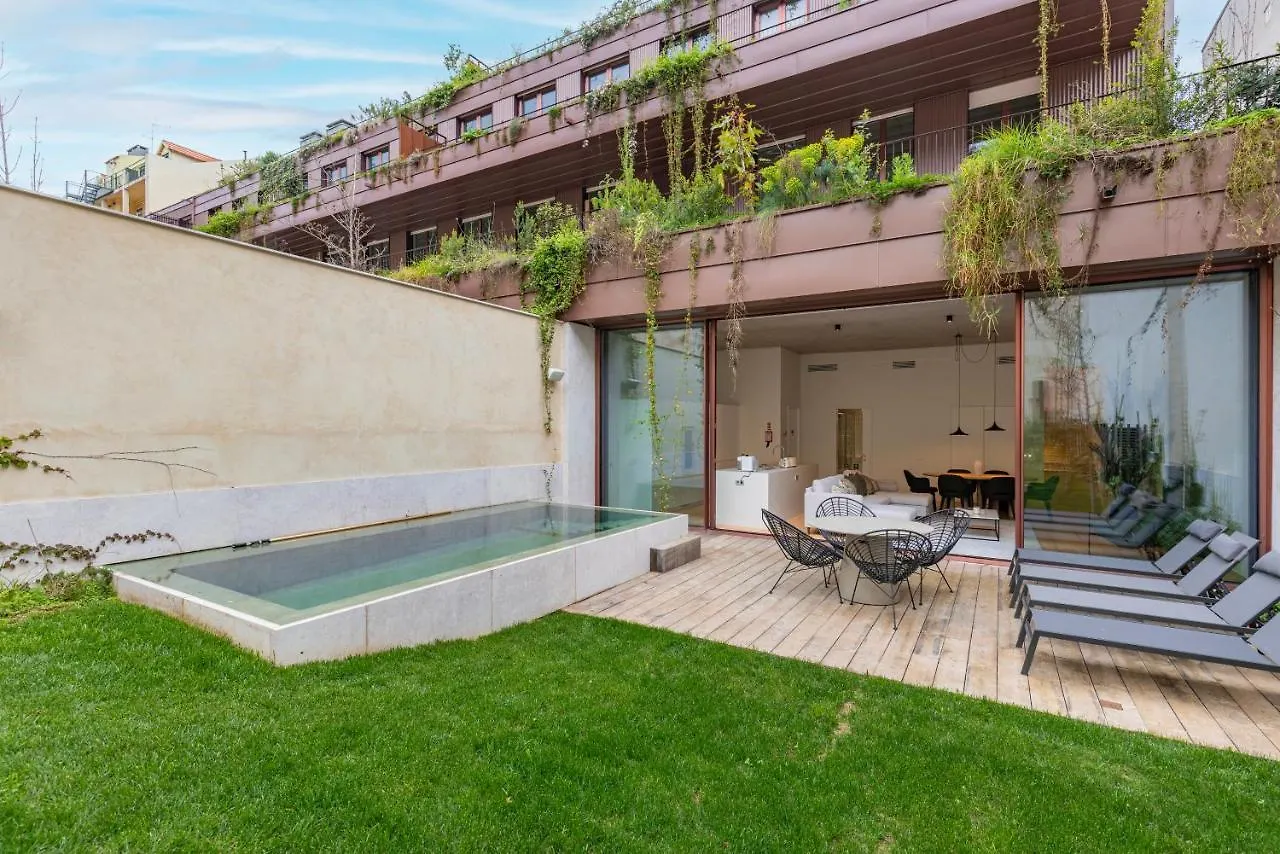 Hidden Pearl W/ Patio & Pool By Lovelystay contacts