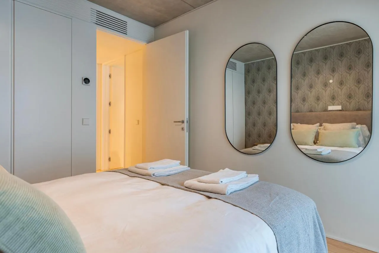 Hidden Pearl W/ Patio & Pool By Lovelystay Lisbon 0*,  Portugal