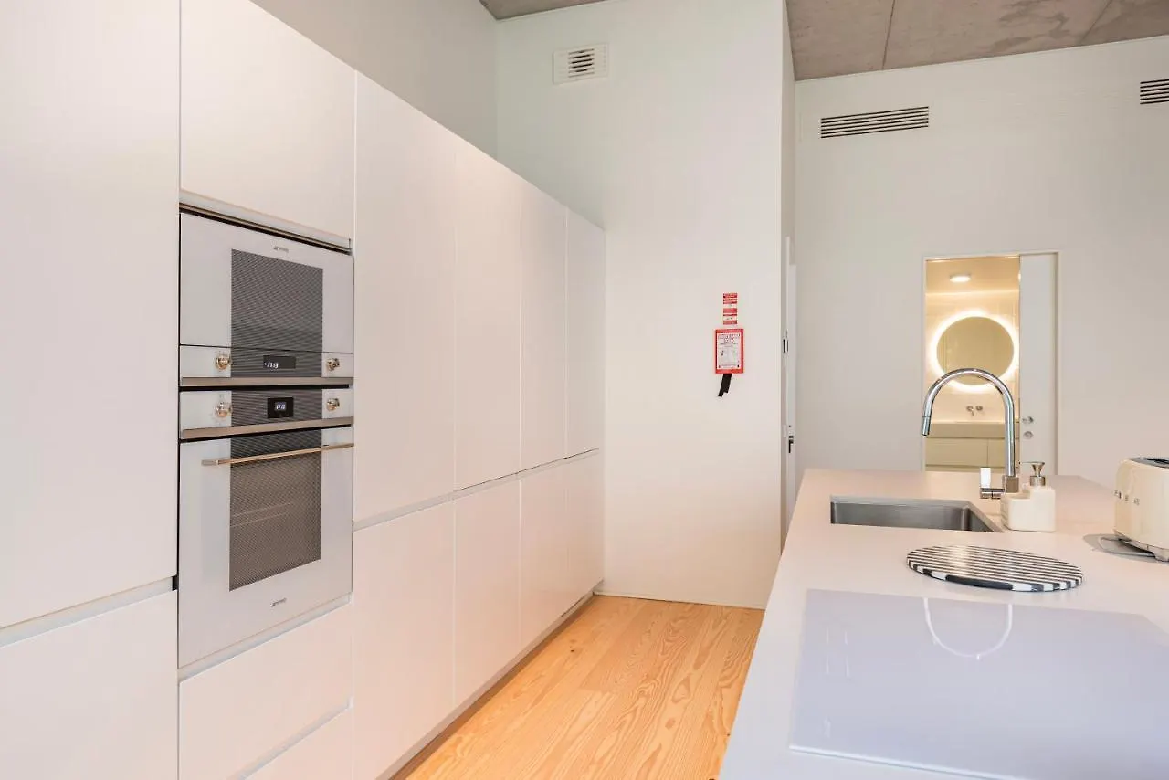 Hidden Pearl W/ Patio & Pool By Lovelystay Lisbon